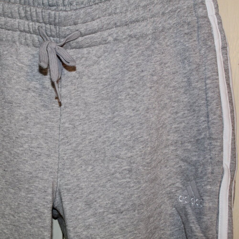 adidas light gray women's 3-Stripe cotton fleece sweatpant jogger with pockets S - Picture 3 of 6